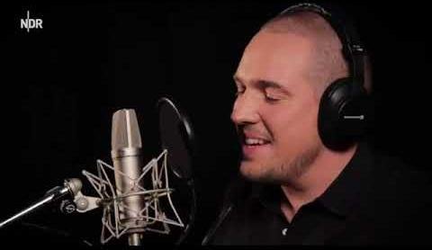 James Vincent McMorrow Transcends Boundaries in Sydney Concert