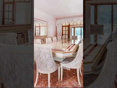 Renowned Theatre Producer Lists Enchanting NSW Estate for Sale